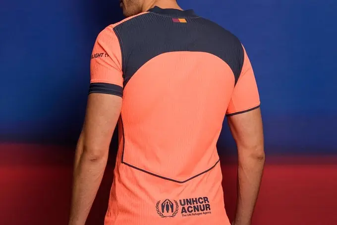 推出, 致敬球队六 推出, 致敬球队六